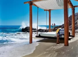 palmilla-beach-bed.webp