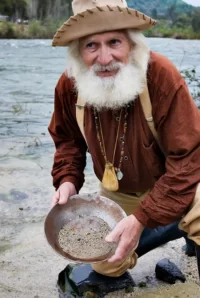 gold-panning.webp