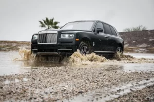 Rolls-Royce-Cullinan-13-of-21.webp