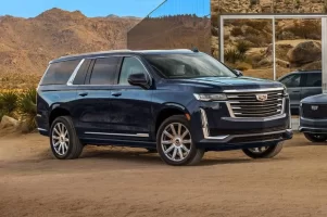 2021_cadillac_escalade-esv_4dr-suv_premium-luxury-platinum_fq_oem_1_815.jpg