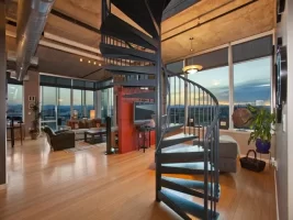 Amazing_Denver_Rooftop_Penthouse_For_Sale_worldofarchi_01.webp